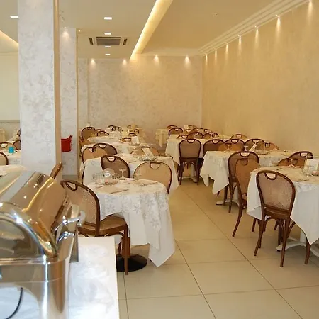 فندق Rivazzurra
