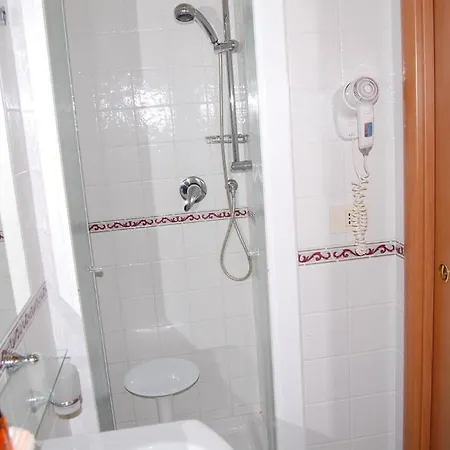 Rivazzurra 3* ريميني